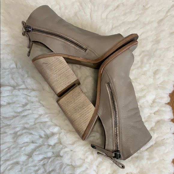 💟SOLD💟 Dolce Vita Port Open Toe Bootie - Picture 9 of 14